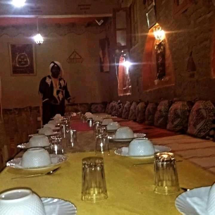 Riad Gnaoua Khamlia Мерзуга Екстер'єр фото